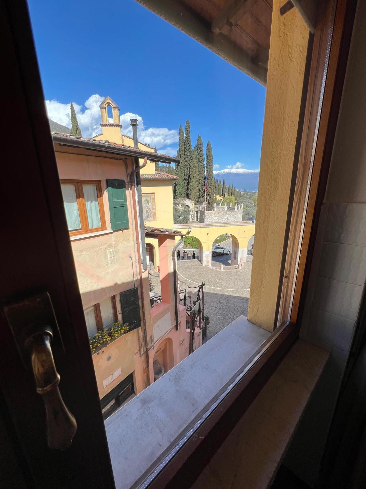B&B Al Vittoriale Da Maja Gardone Riviera Exterior photo
