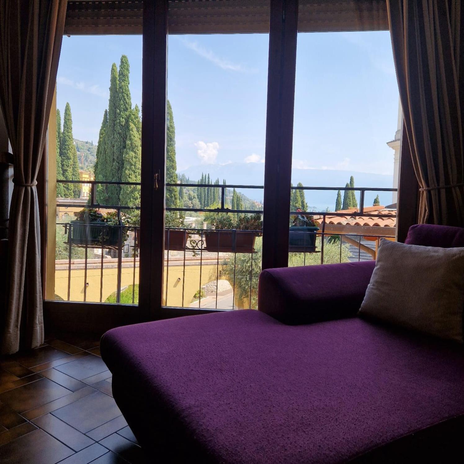 B&B Al Vittoriale Da Maja Gardone Riviera Exterior photo